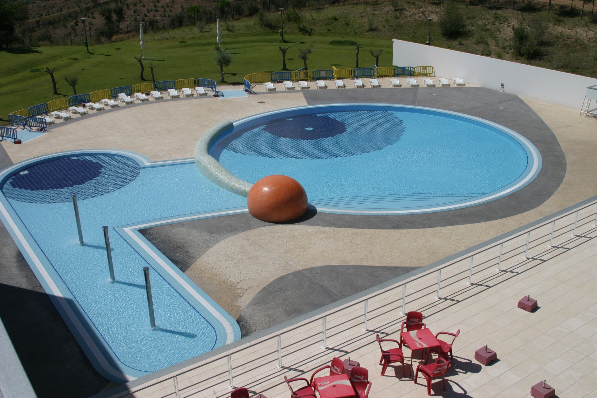 piscina descoberta